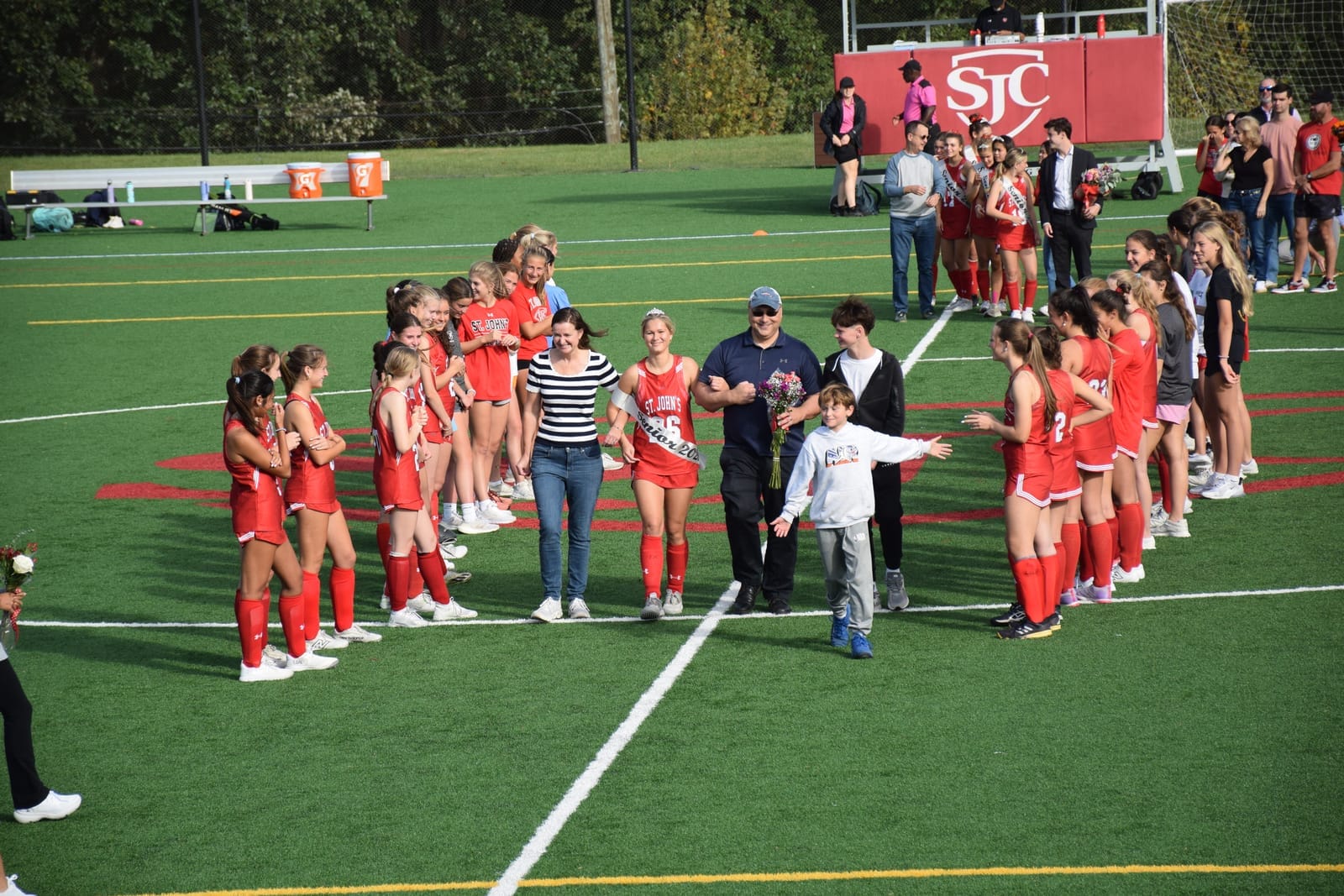 Field hockey seniors talk about being a senior and the team