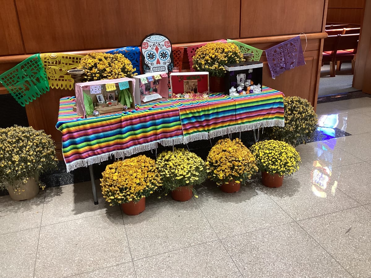 Mrs. Nahas Explains ‘Día de Los Muertos’