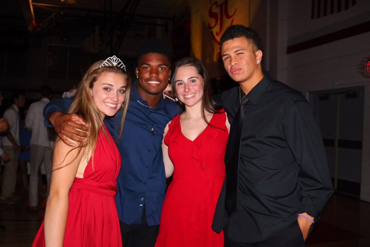 Homecoming Dance 2018: Arabian Nights