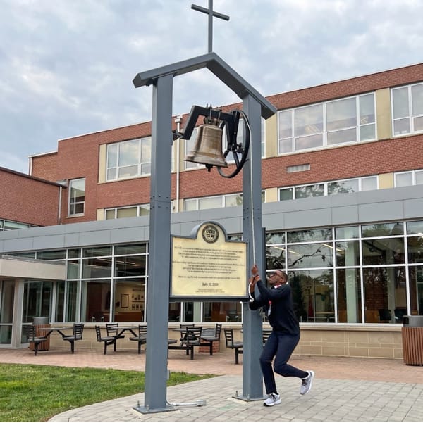 Jawanna Onuoha Rings the Senior Bell